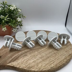 Lot of 10 CLOSETMAID SUPERLIDE CLOSE ROD END CAPS WHITE NEW Replacement